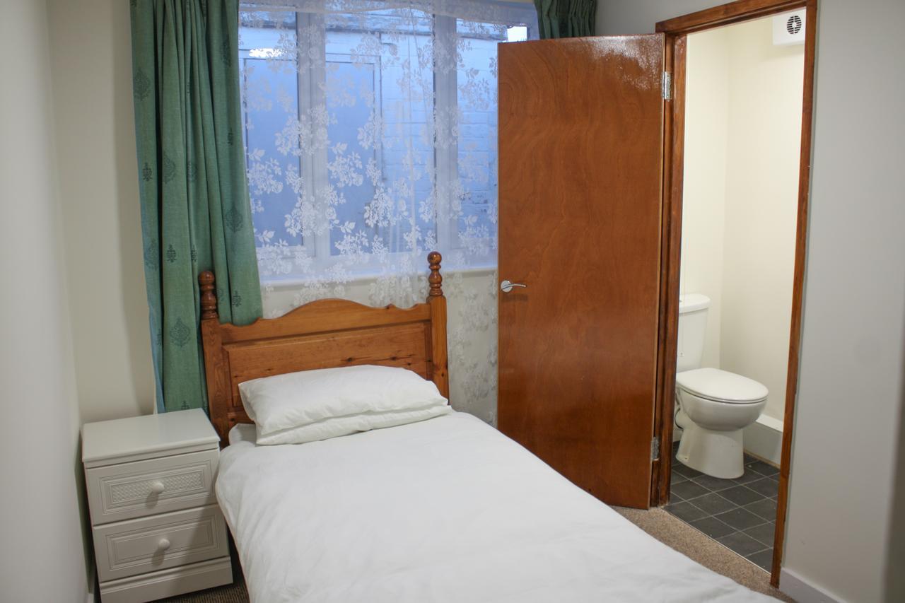 The Abercorn Hotel ดาเวนทรี ภายนอก รูปภาพ